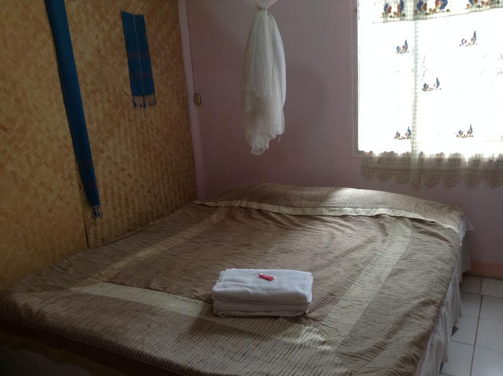 The Likeview Guesthouse Mae Hong Son Exterior photo